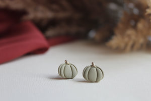 Sage Green Pumpkin Stud Pack