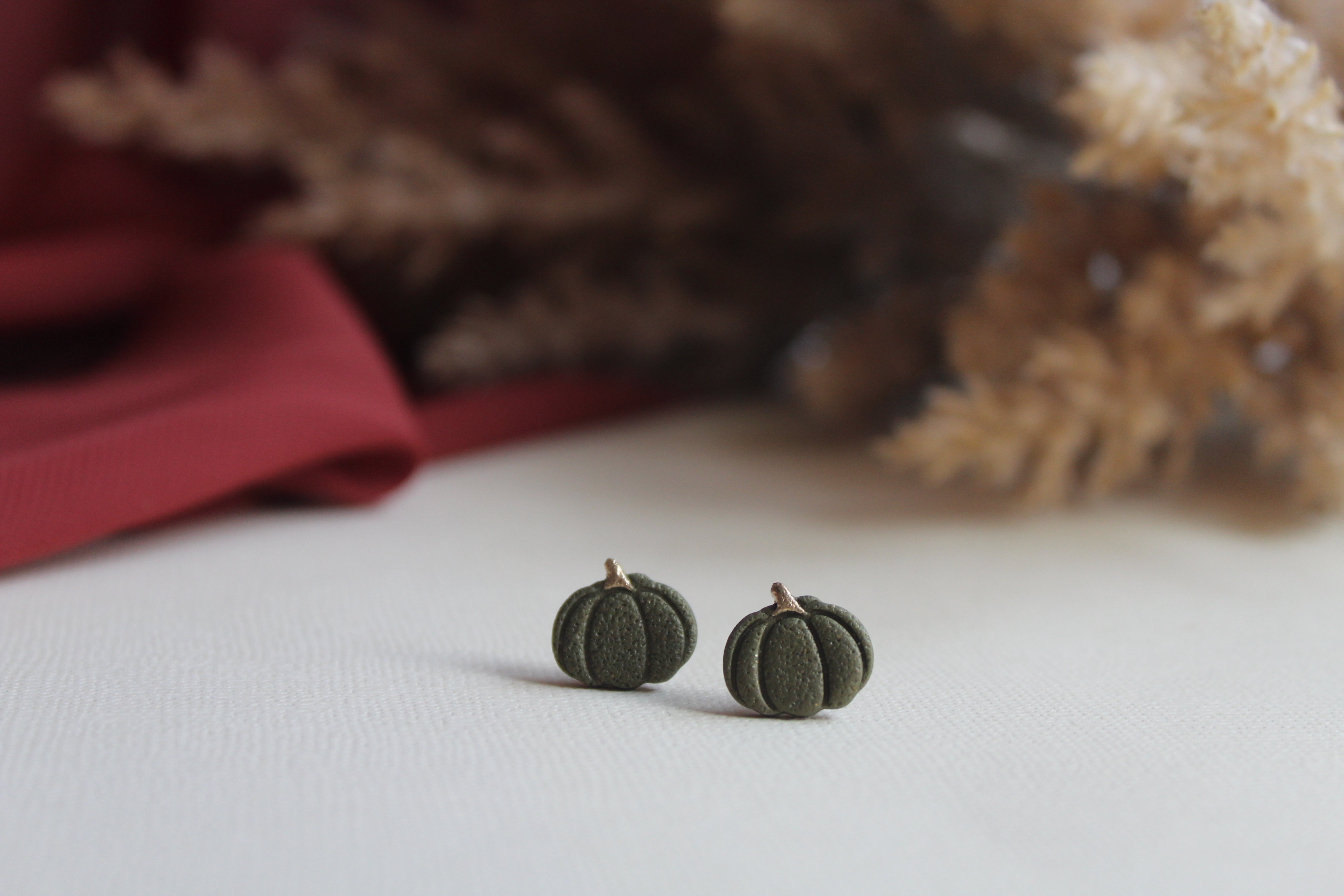 Green Pumpkin Stud Pack