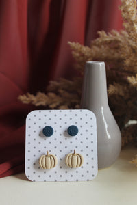 Cream Pumpkin Stud Pack